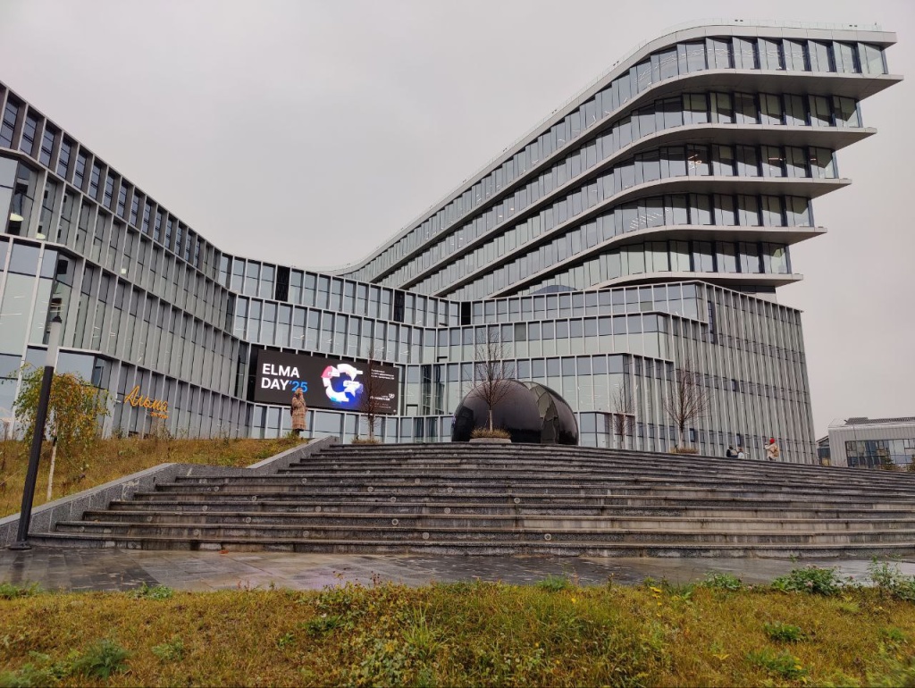 Кластер Ломоносов ELMA Day 2025.jpg